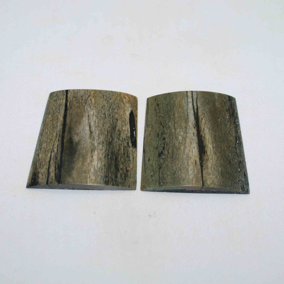 NB101JS29 Giraffe Bone Scales