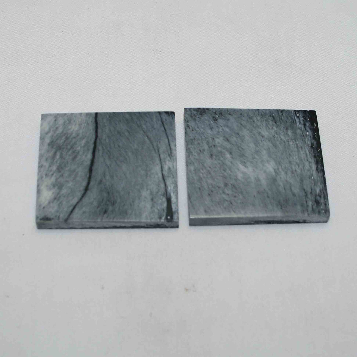 NB101JS54 Giraffe Bone Scales