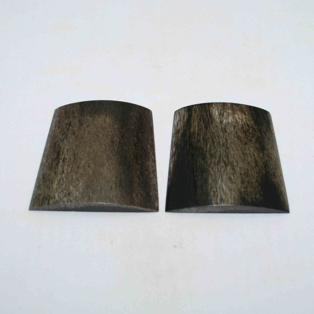 NB101JS57 Giraffe Bone Scales