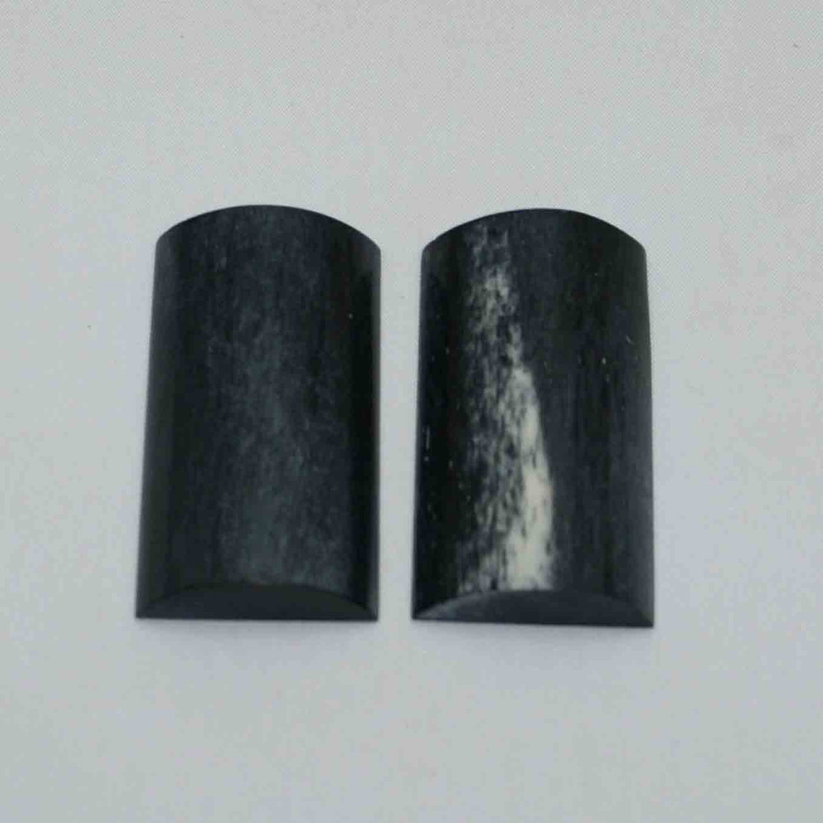 NB101JS66 Giraffe Bone Scales