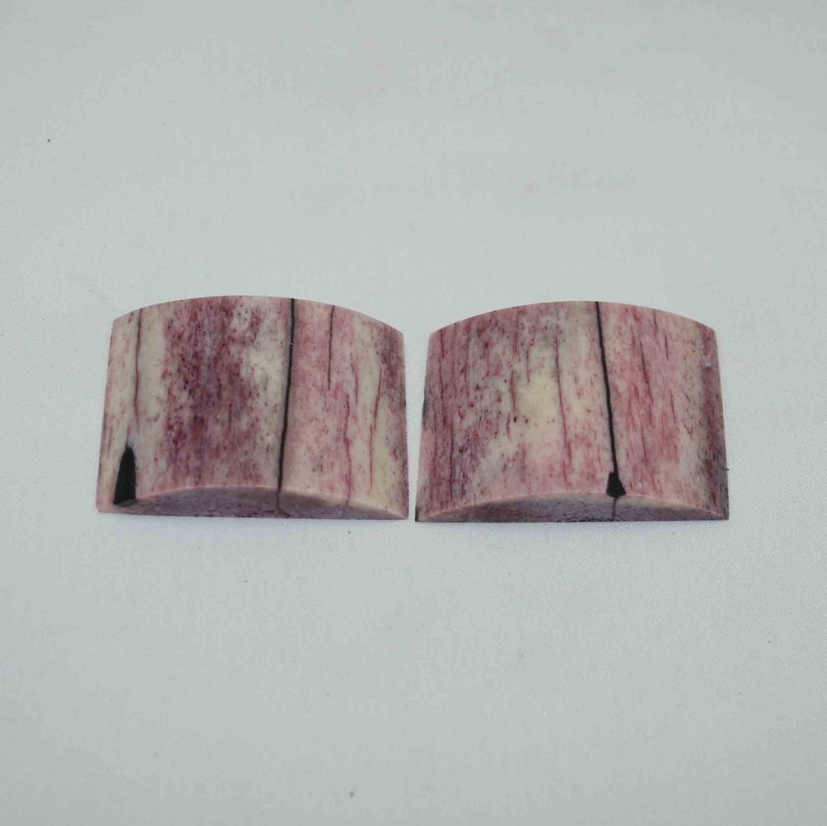 NB101LG38 Giraffe Bone Scales