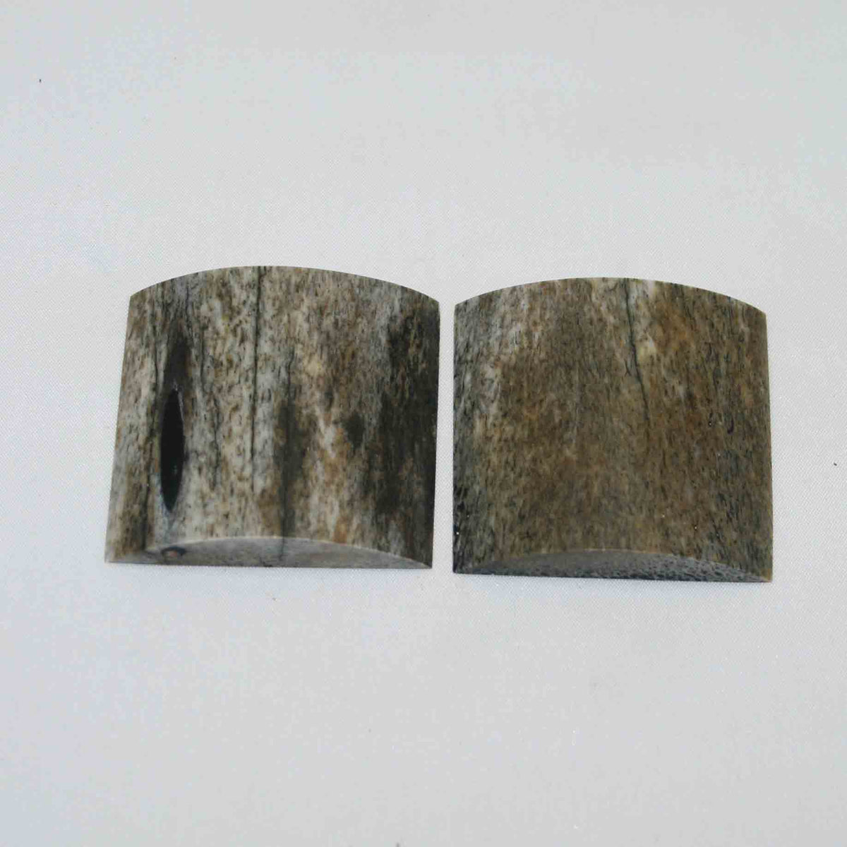 NB101LG39 Giraffe Bone Scales