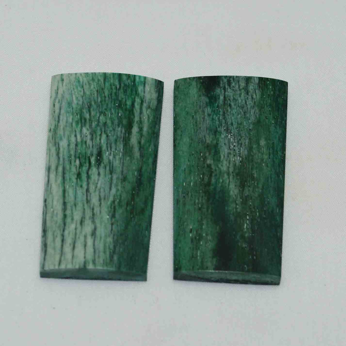 NB101LG40 Giraffe Bone Scales