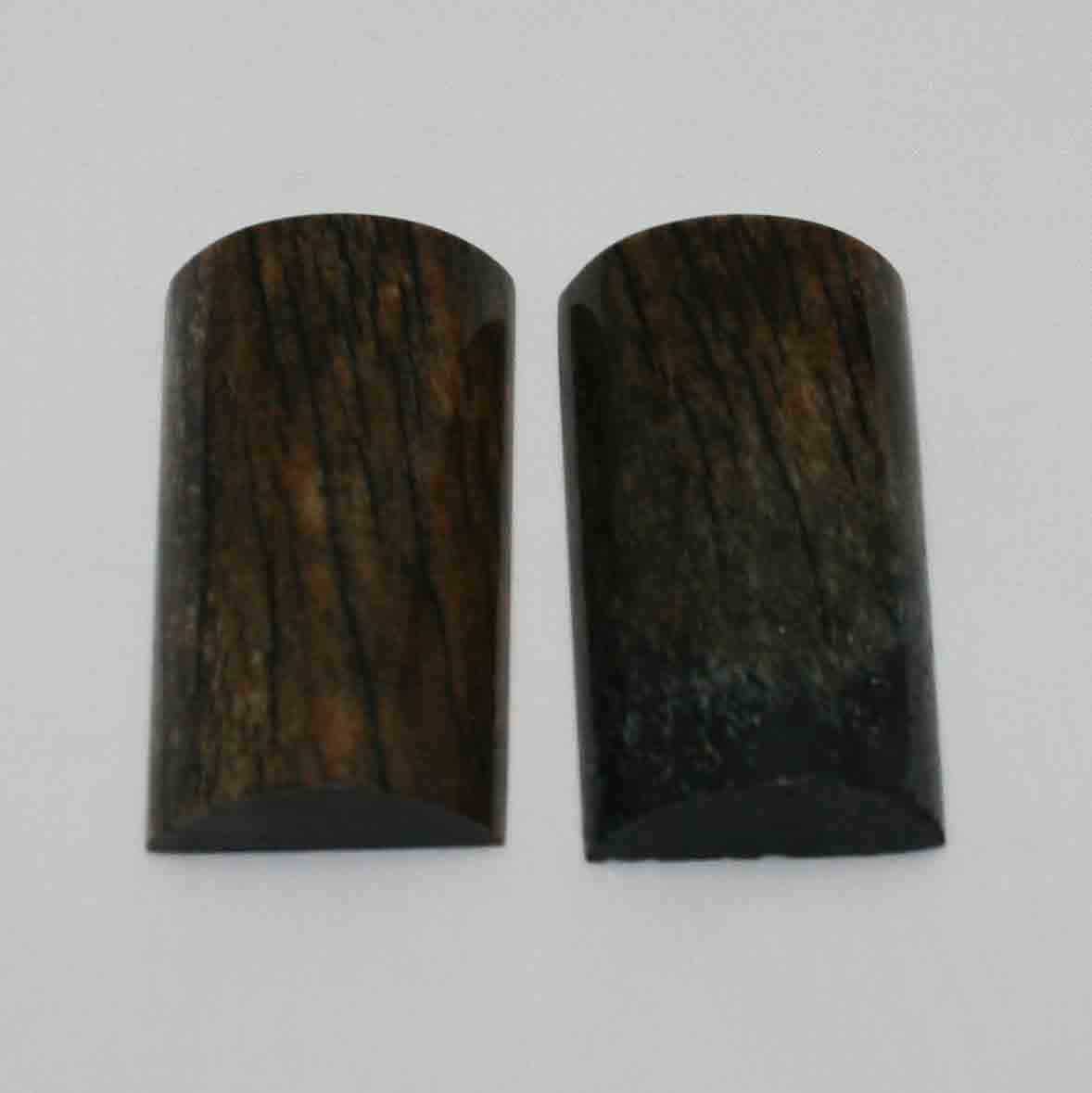 NB101MMA40 Giraffe Bone Scales