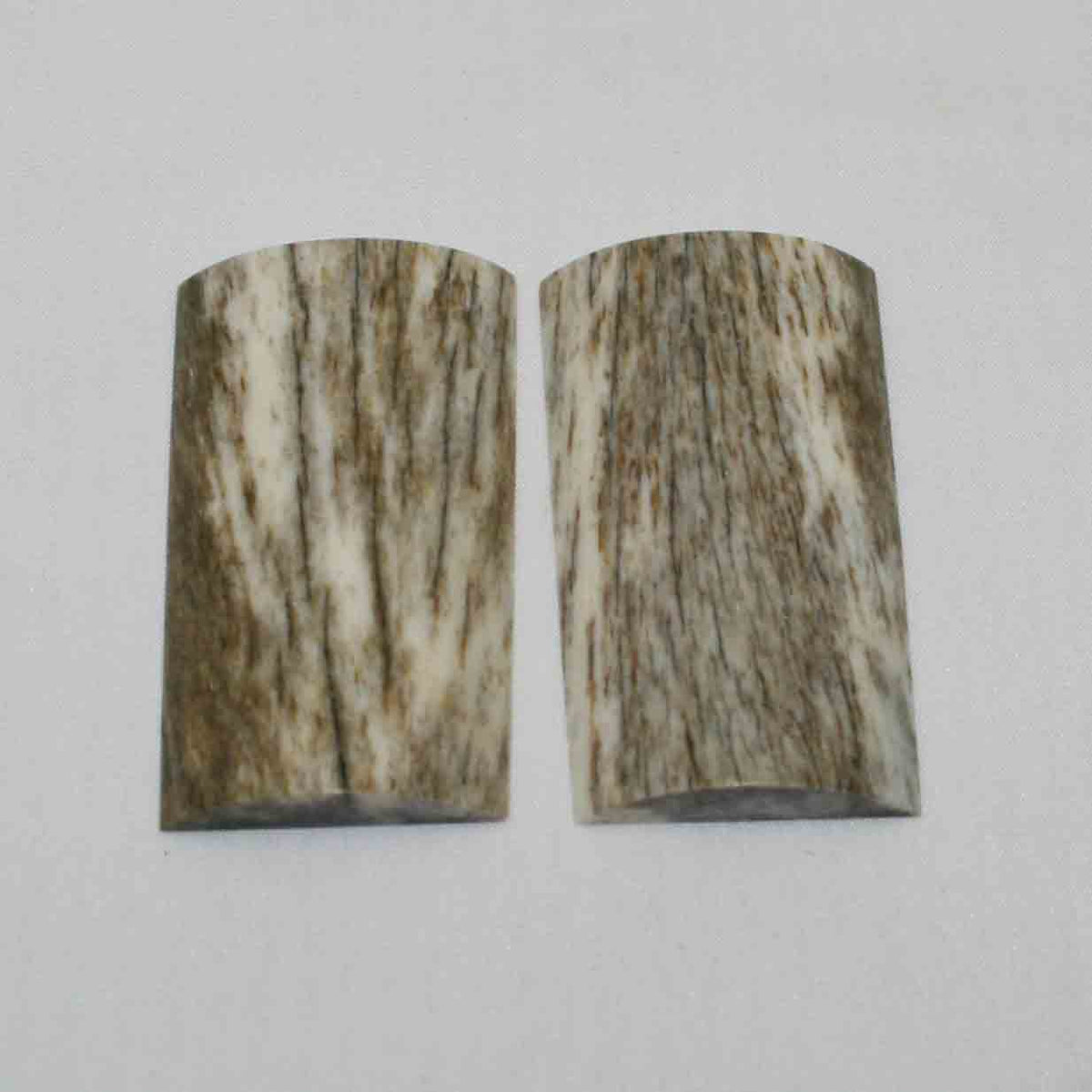 NB101MMA71 Giraffe Bone Scales