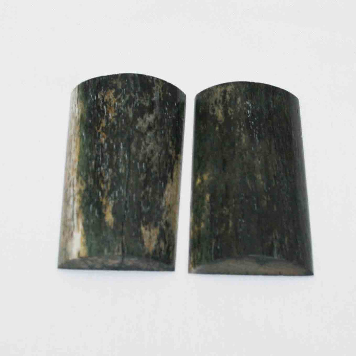 NB101MMA78 Giraffe Bone Scales