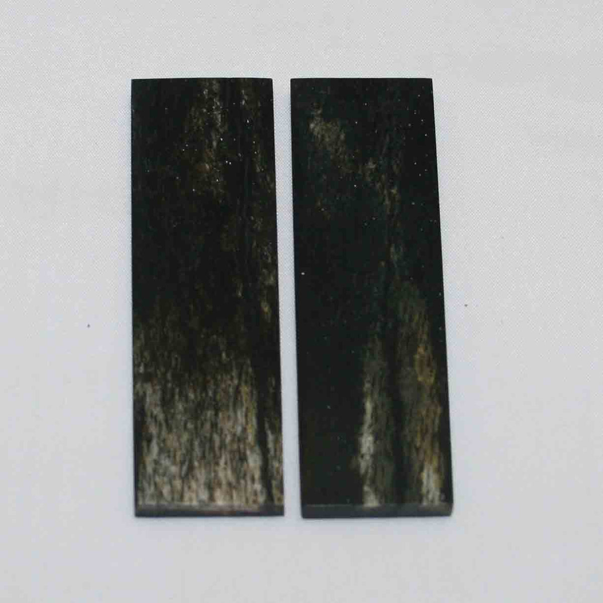 NB101MMA94 Giraffe Bone Scales