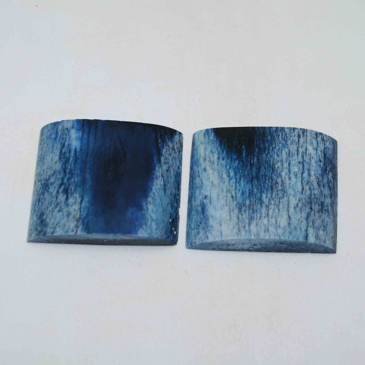 NB101NAM16 Giraffe Bone Scales