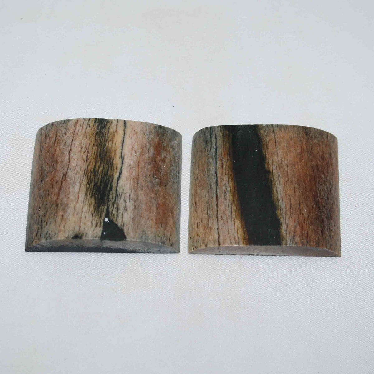 NB101NAM30 Giraffe Bone Scales