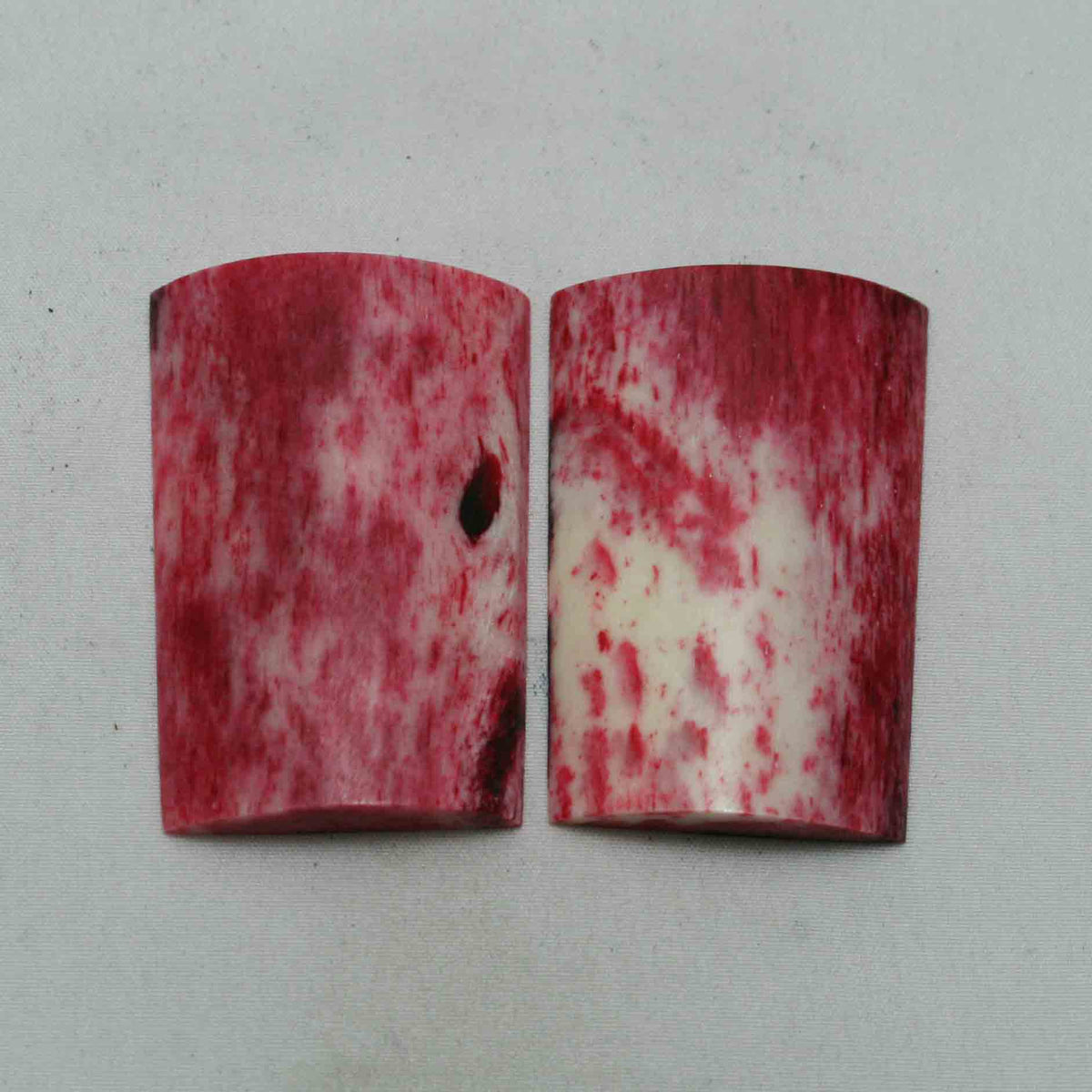 NB101NA22 Giraffe Bone Scales Size: 2.15" x 1.37" x 0.28"inch