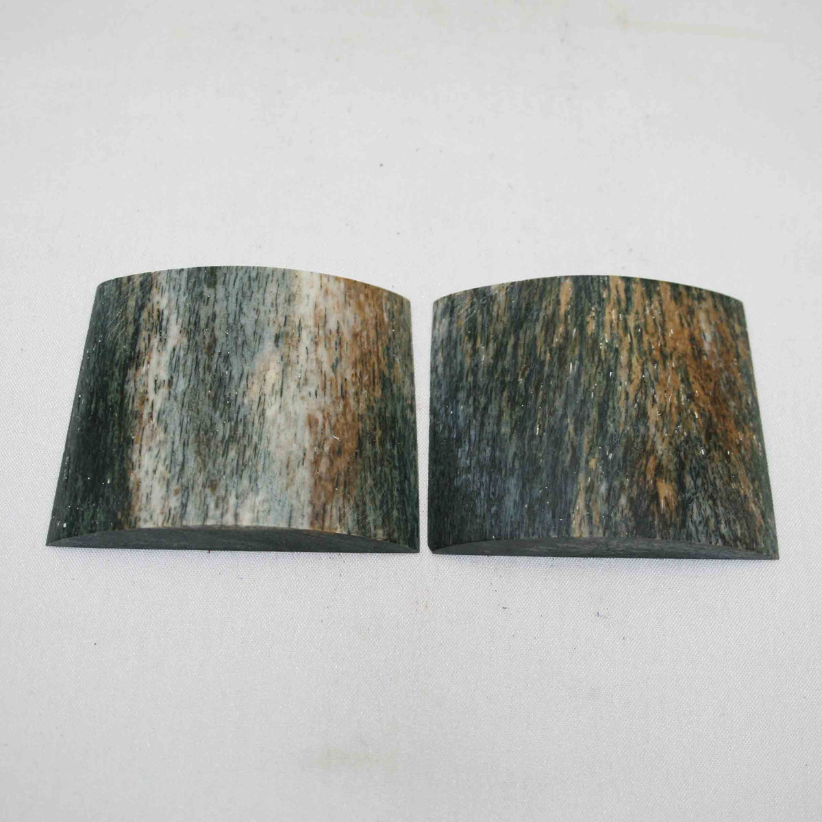 NB101NA25 Giraffe Bone Scales Size: 1.88" x 2.20" x 0.36"inch