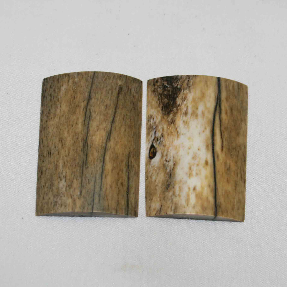 NB101NA37 Giraffe Bone Scales Size: 2.32" x 1.54" x 0.23"inch