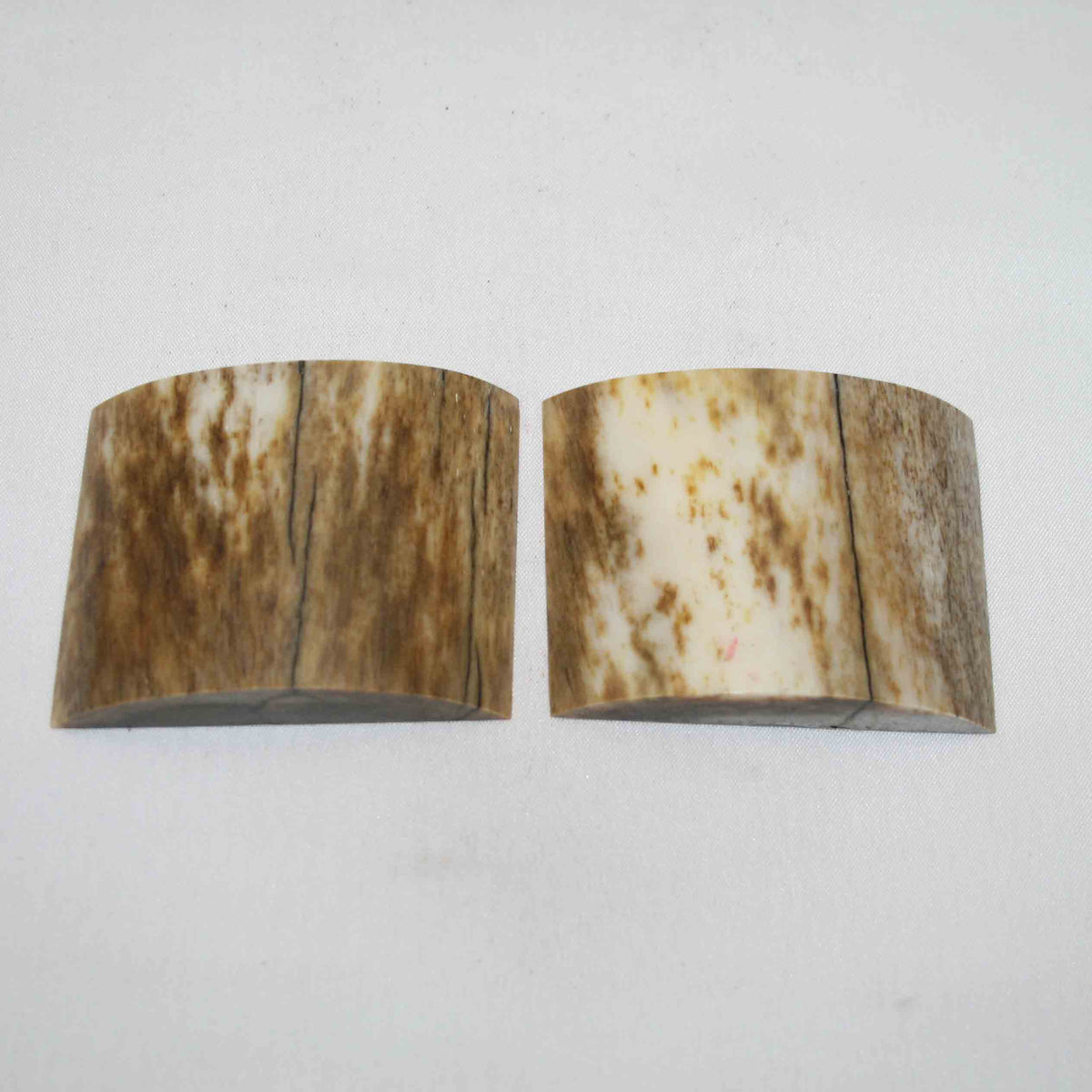 NB101NA57 Giraffe Bone Scales Size: 1.77" x 2.21" x 0.45"inch