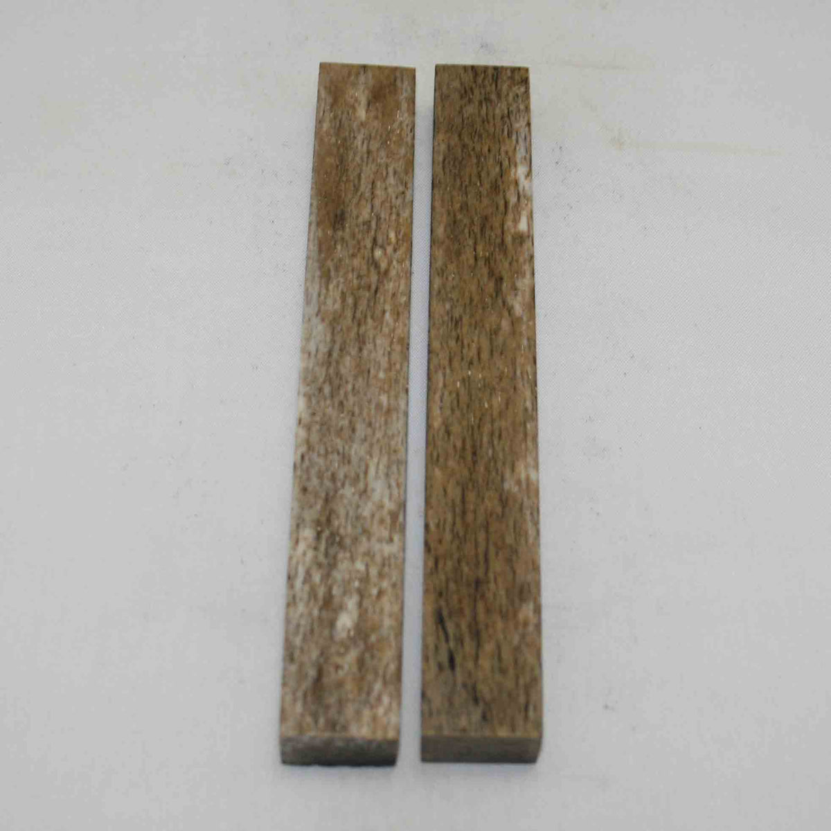 NB101NA71 Giraffe Bone Scales Size: 5.38" x 0.70" x 0.41"inch