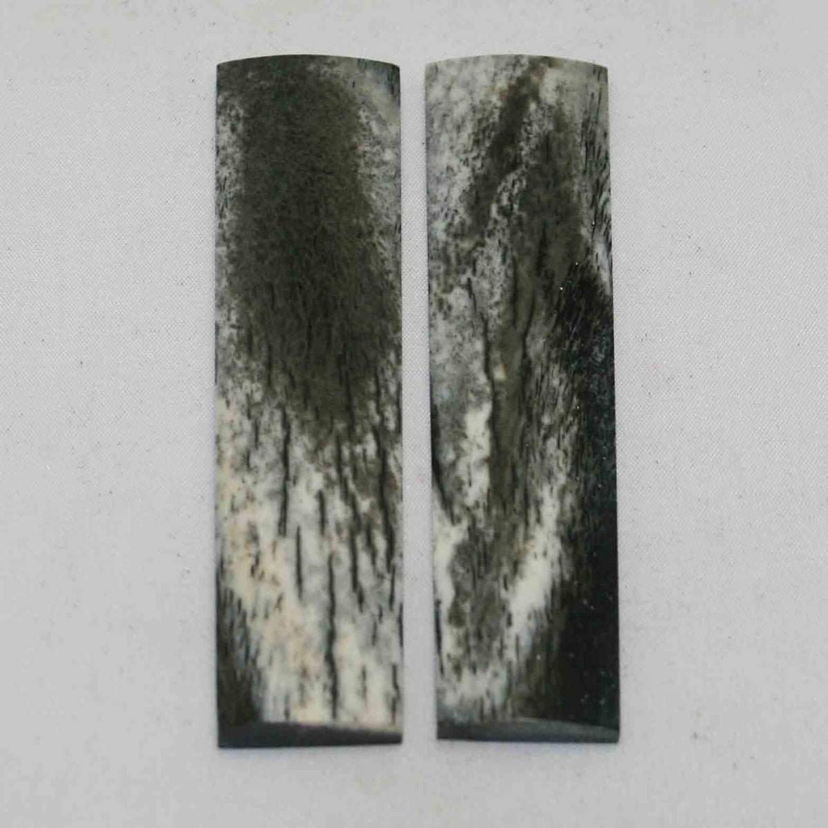 NB101NA7 Giraffe Bone Scales Size: Size: 3.81" x 0.88" x 0.23"inch