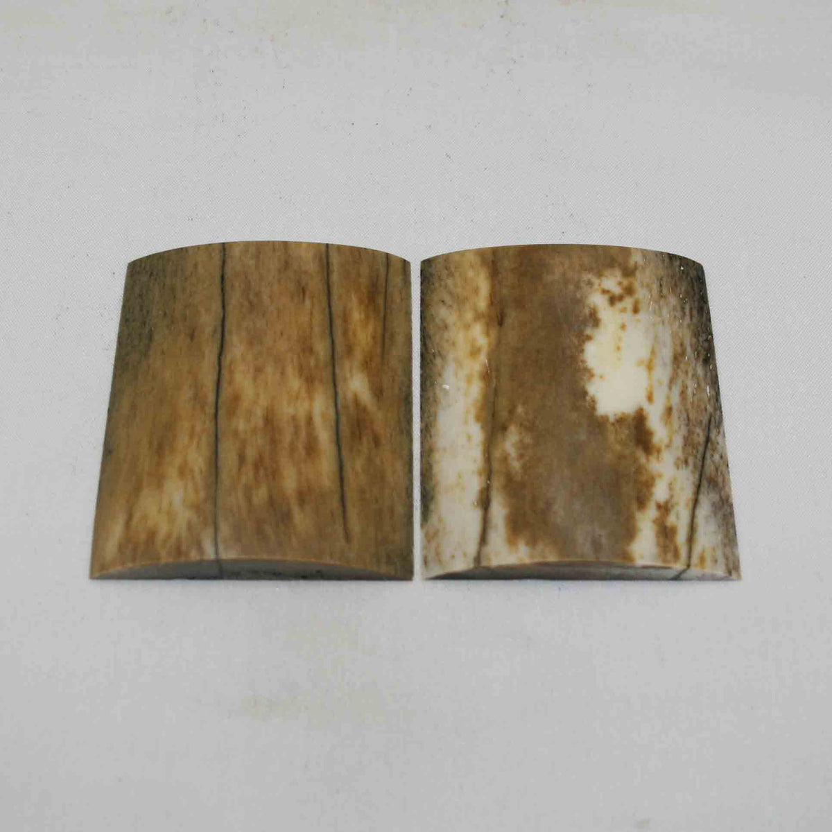 NB101NA85 Giraffe Bone Scales Size: 2.36" x 1.89" x 0.25"inch
