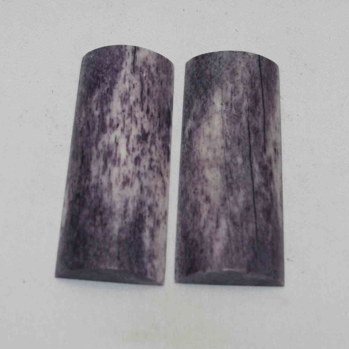 NB101NA97 Giraffe Bone Scales Size: 2.96" x 1.15" x 0.33"inch
