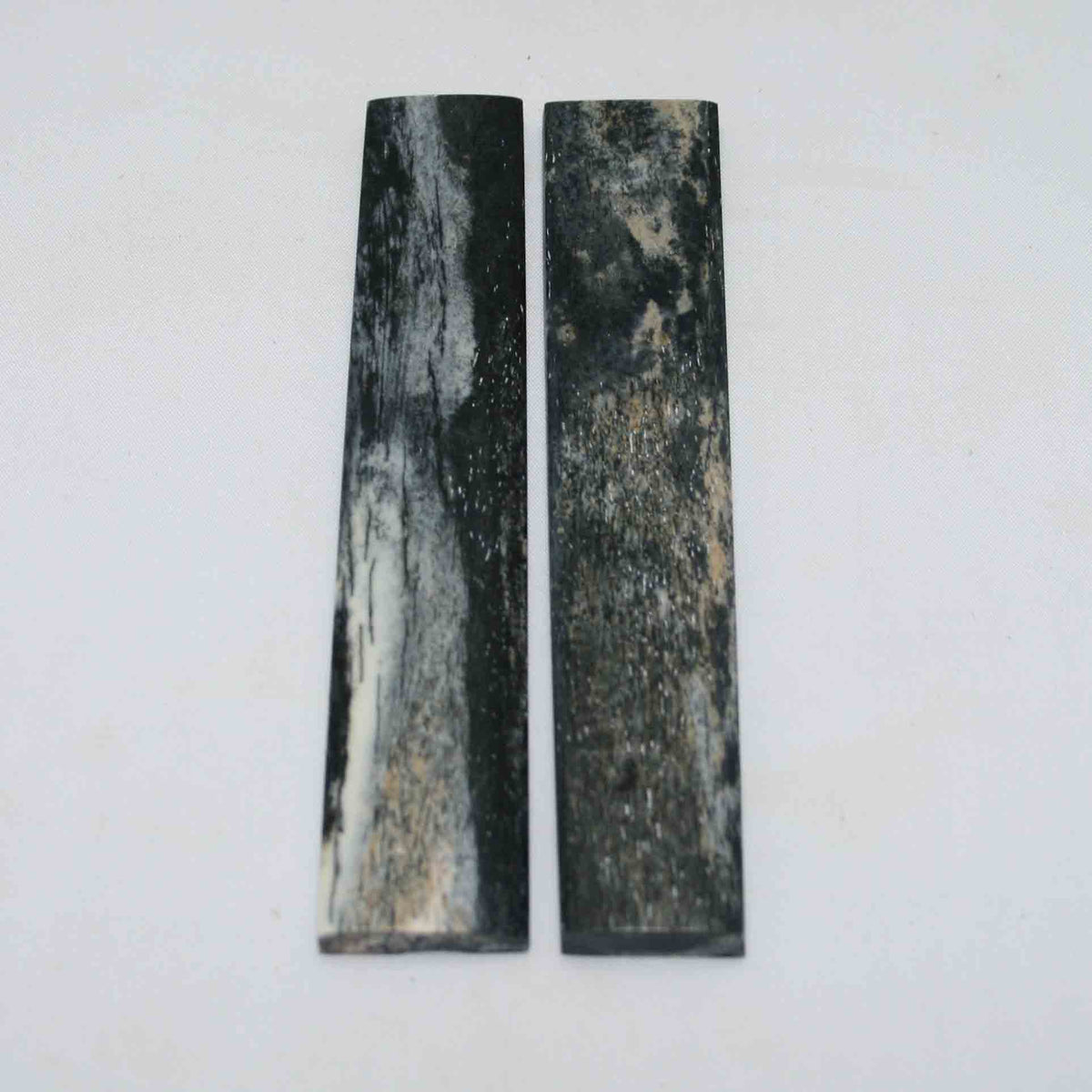 NB102GS27 Giraffe Bone Scales