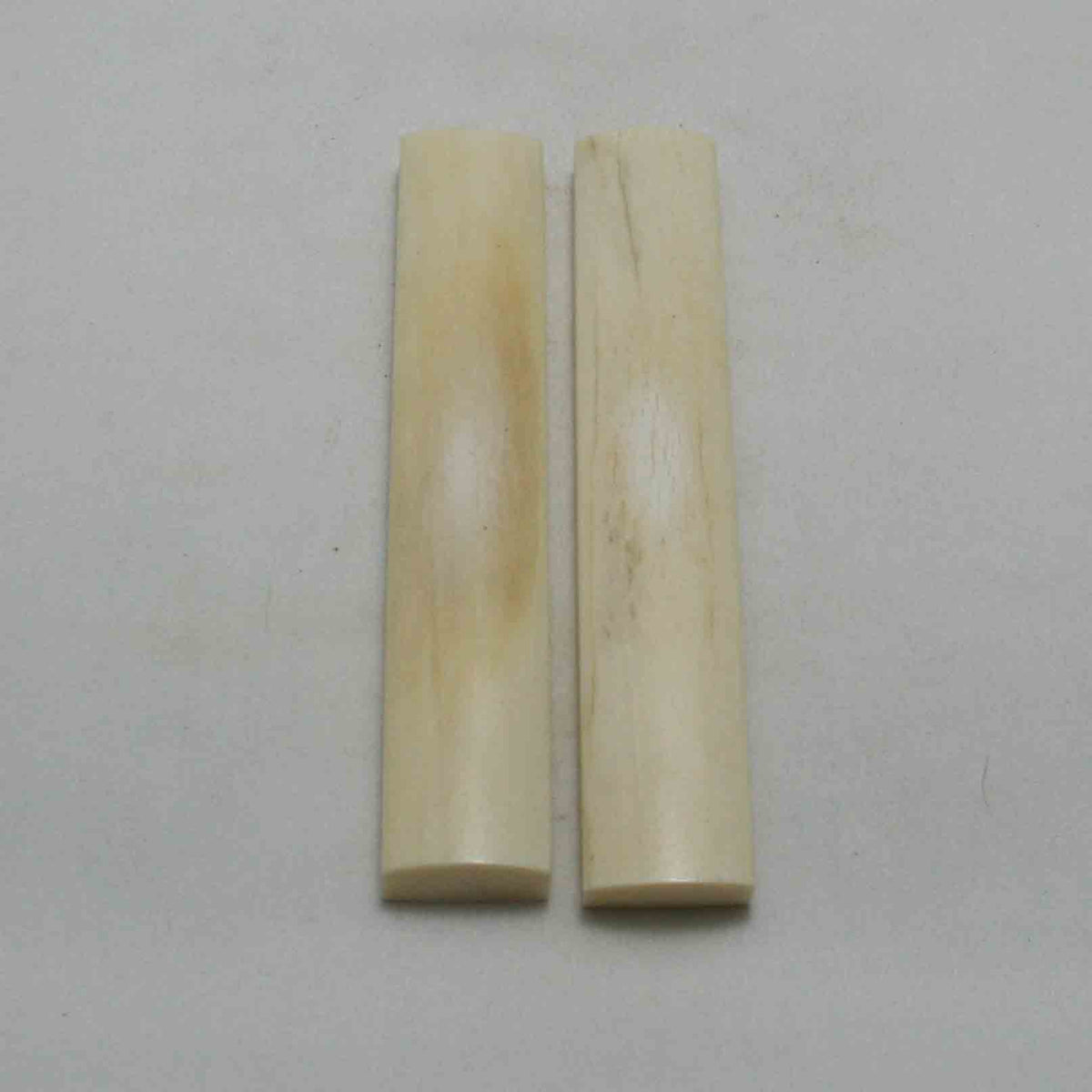 NB102JS2 Giraffe Bone Scales