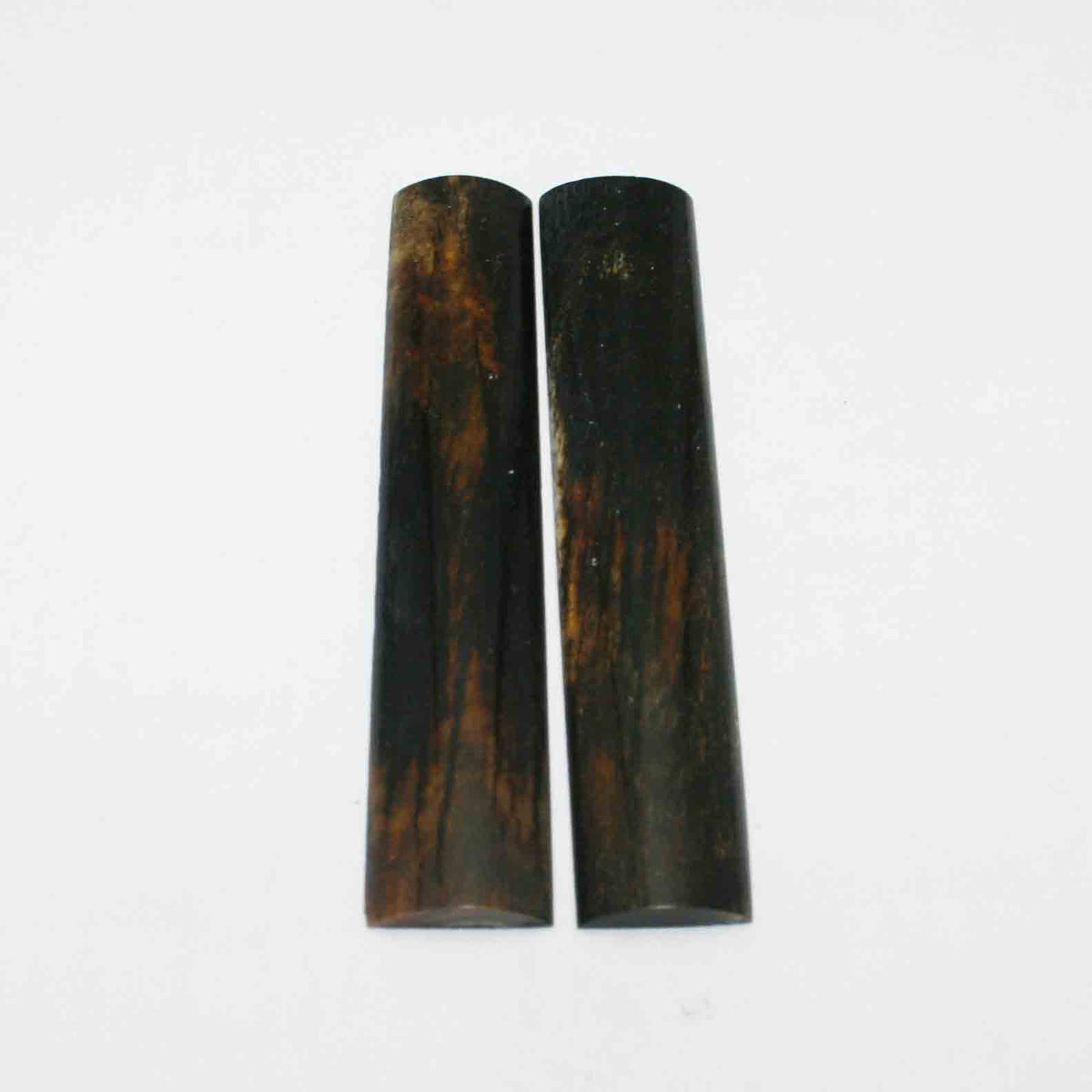 NB102JS33 Giraffe Bone Scales