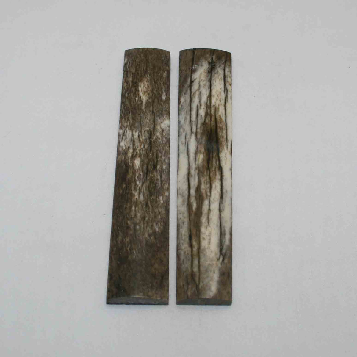 NB102JS40 Giraffe Bone Scales