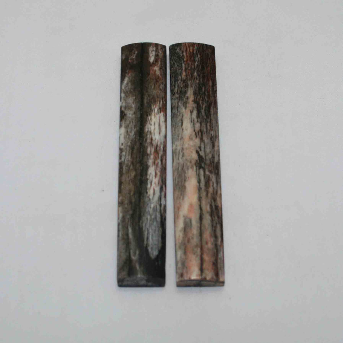 NB102JS60 Giraffe Bone Scales