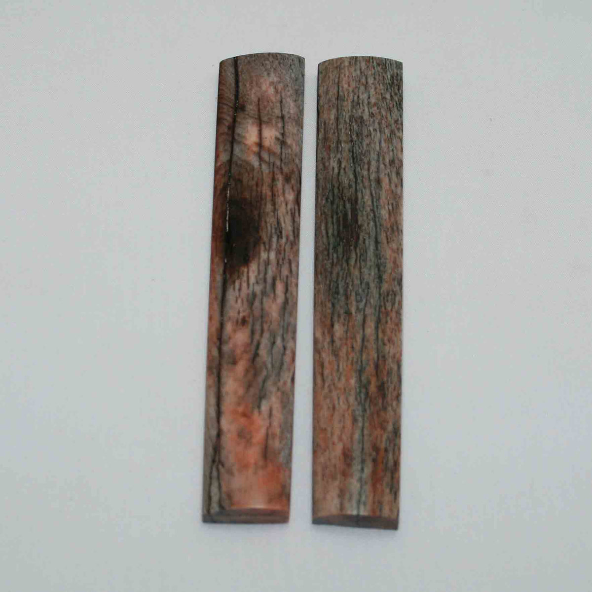 NB102JS69 Giraffe Bone Scales