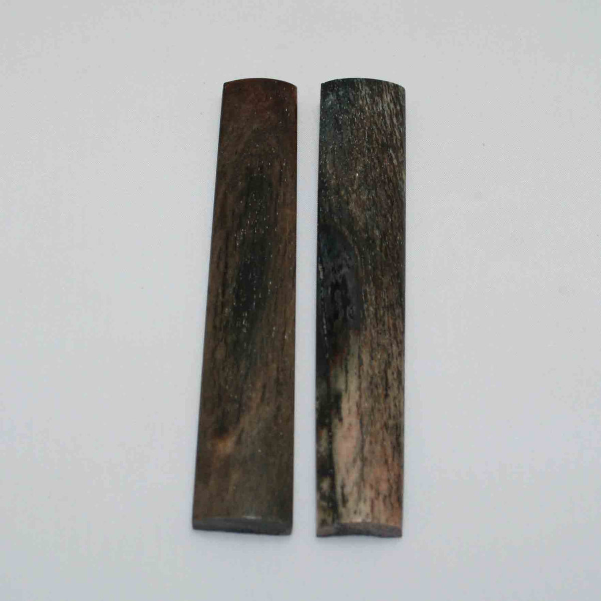 NB102JS73 Giraffe Bone Scales