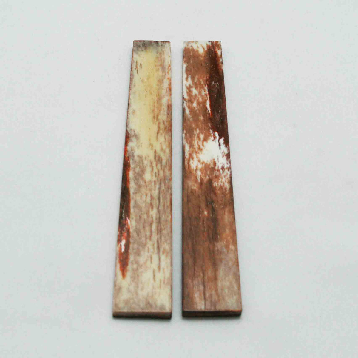 NB102JS80 Giraffe Bone Scales