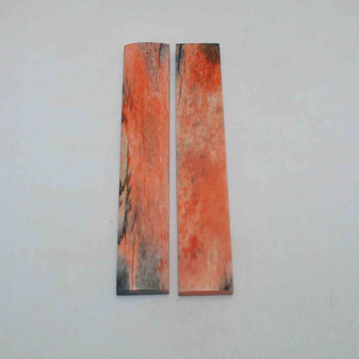 NB102JS8 Giraffe Bone Scales