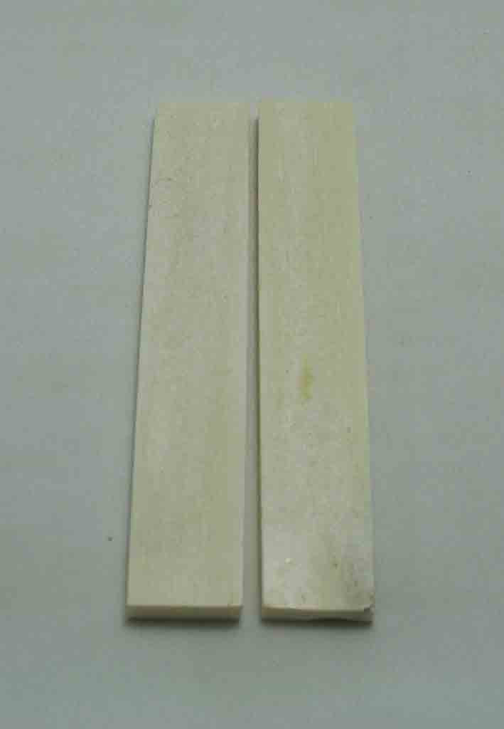 NB102LT41  Giraffe Bone Scales