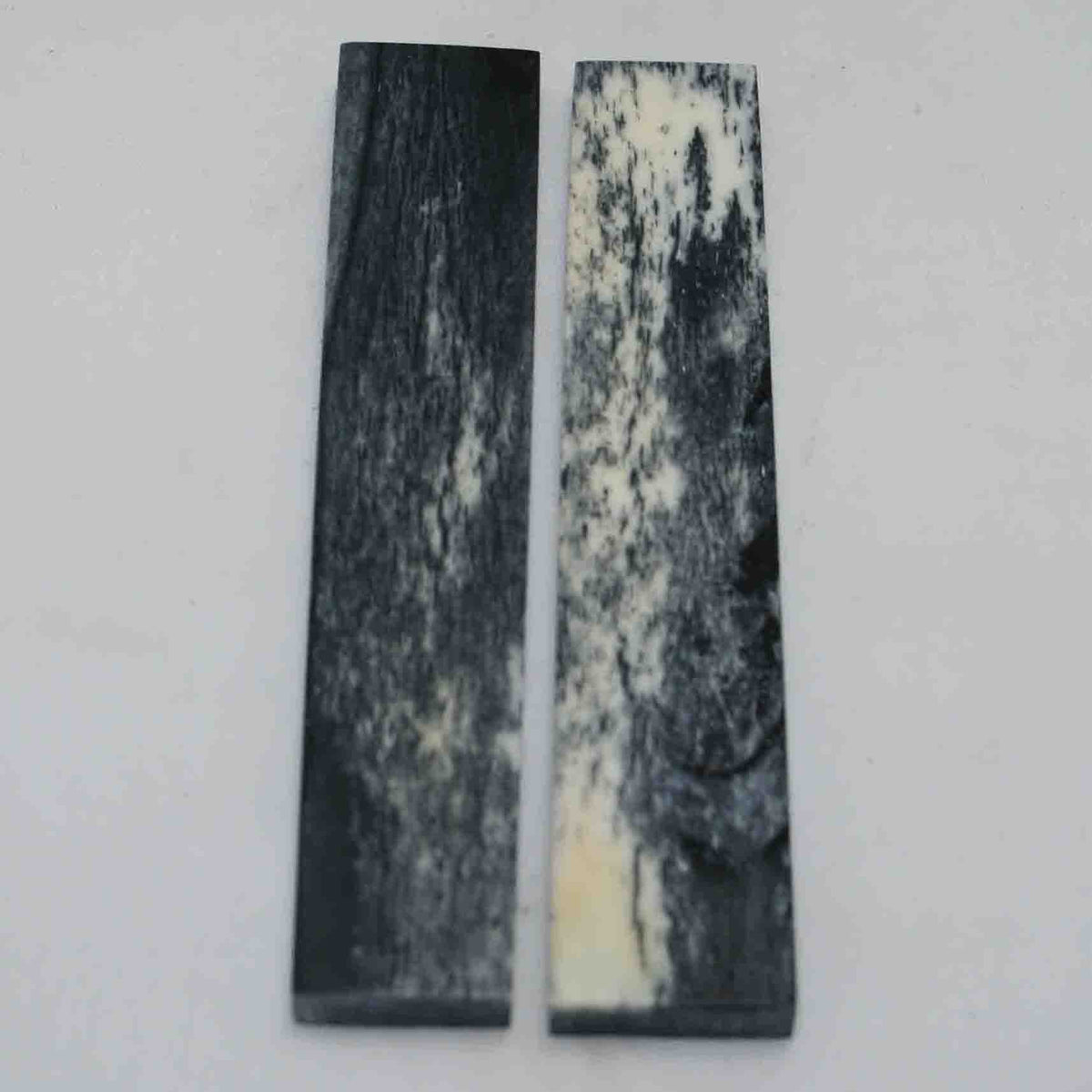 NB102MAN4 Giraffe Bone Scales