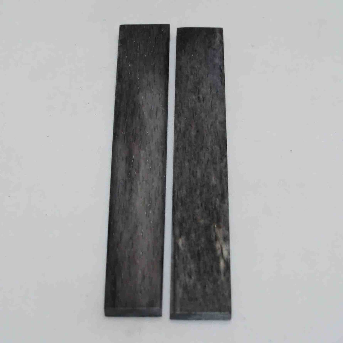 NB102MAN9 Giraffe Bone Scales