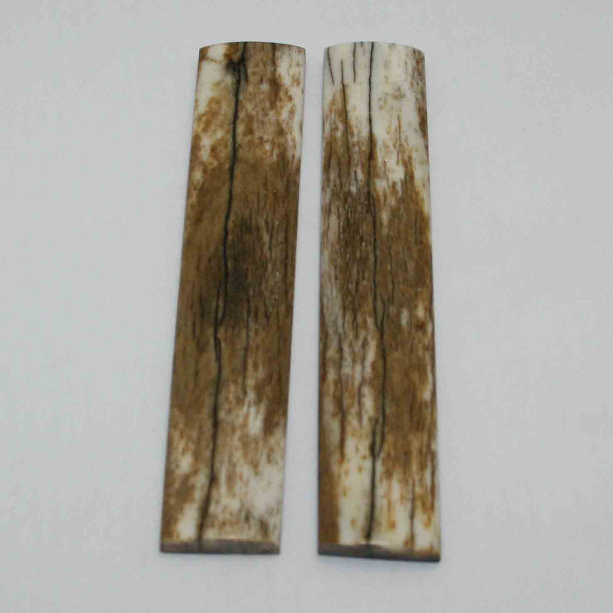 NB102MMA24 Giraffe Bone Scales