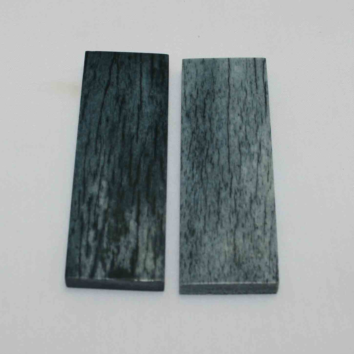 NB102MMA29 Giraffe Bone Scales