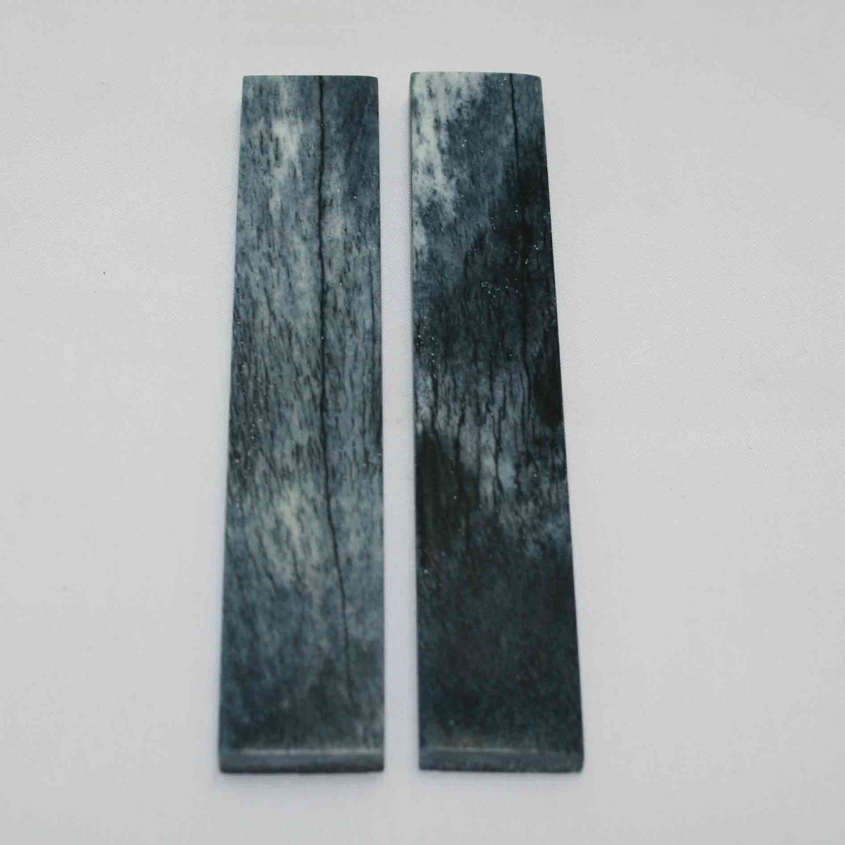 NB102MMA3 Giraffe Bone Scales