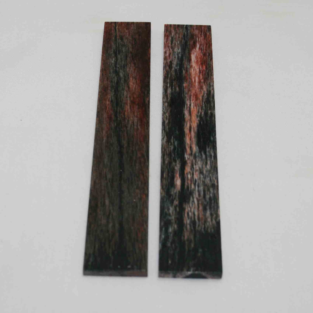 NB102MMA7 Giraffe Bone Scales