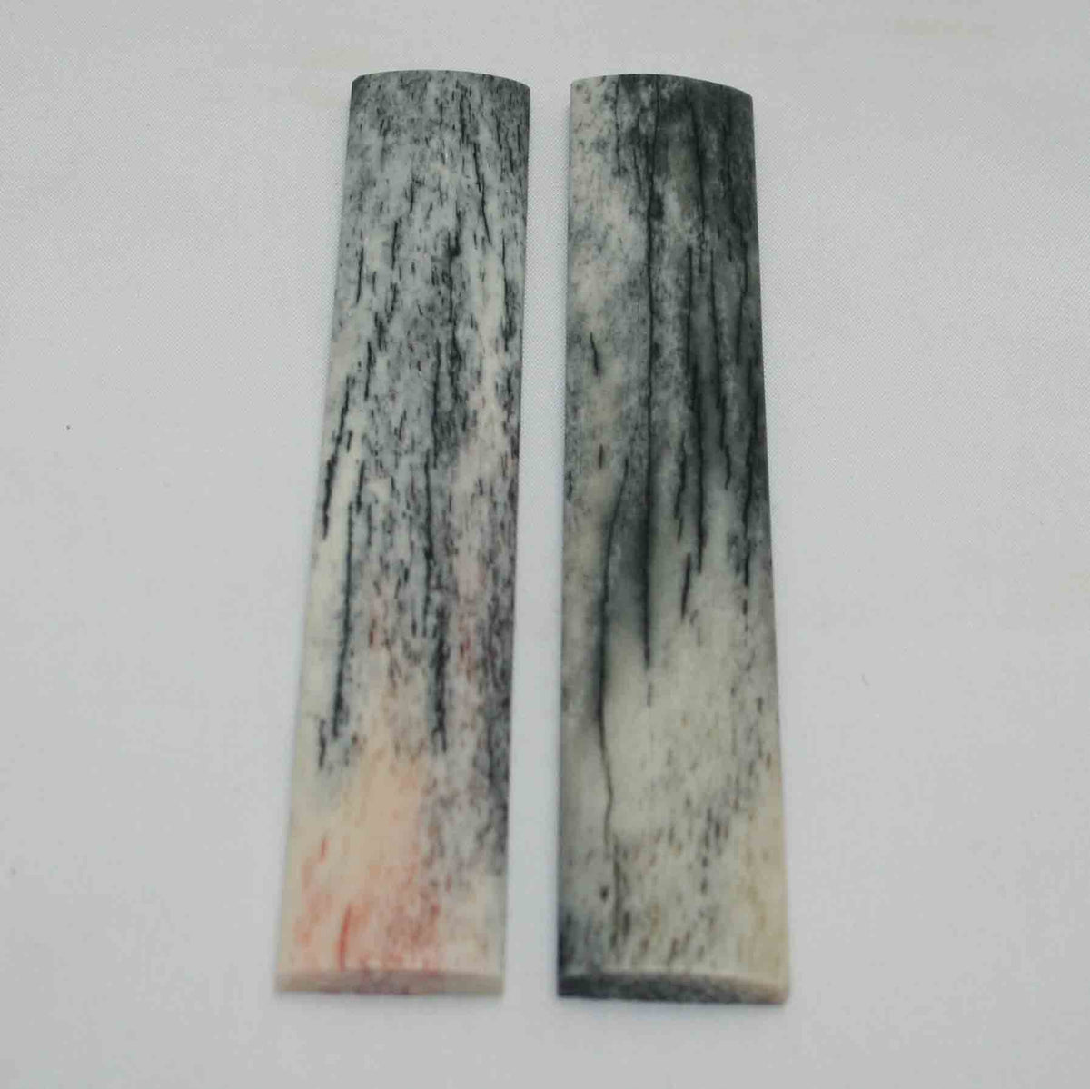 NB102MMA8 Giraffe Bone Scales