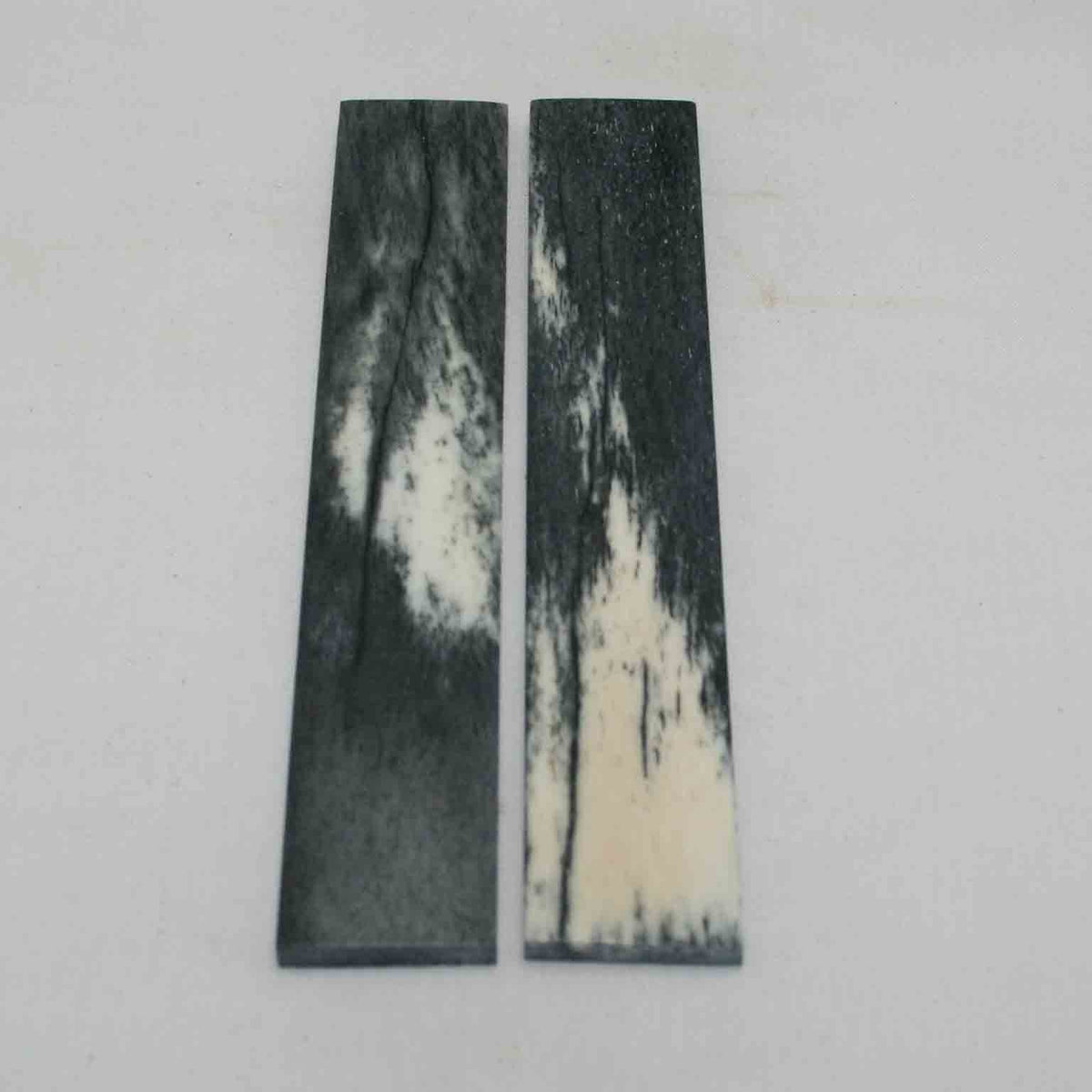 NB102NA106 Giraffe Bone Scales Size: 5.36" x 1.00" x 0.21" inch