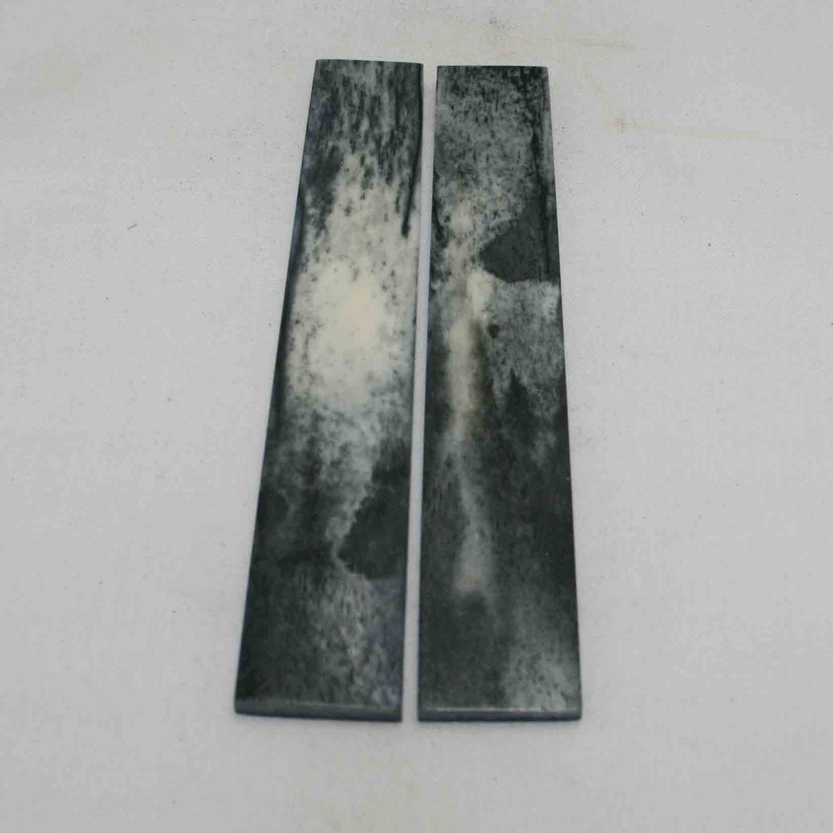 NB102NA134 Giraffe Bone Scales Size: 5.11" x 0.93" x 0.21" inch