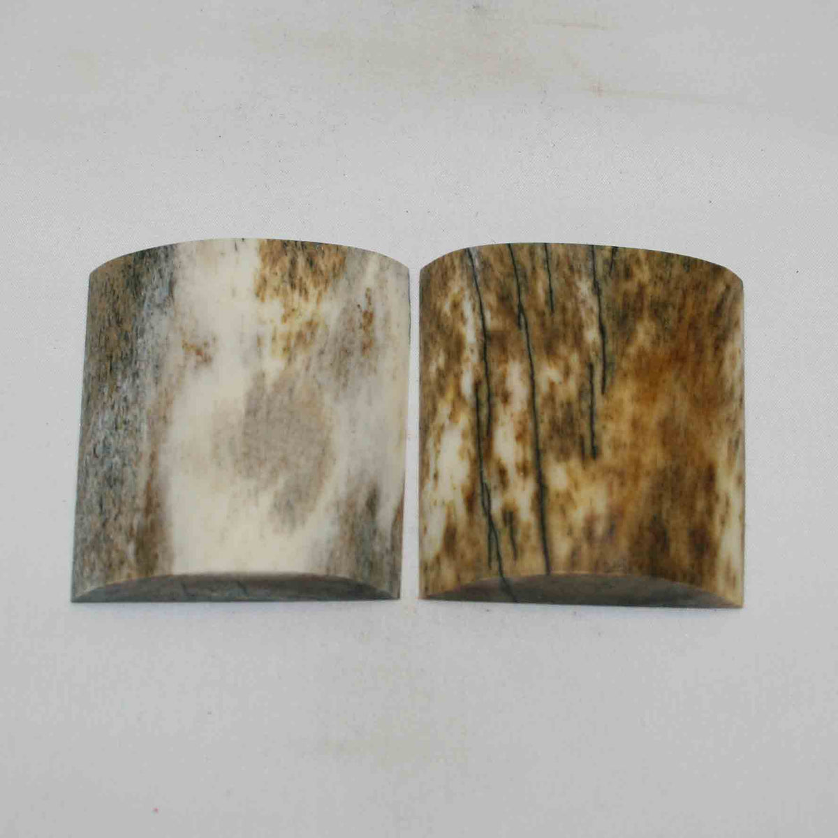 NB102NA136 Giraffe Bone Scales Size: 2.74" x 2.31" x 0.44" inch
