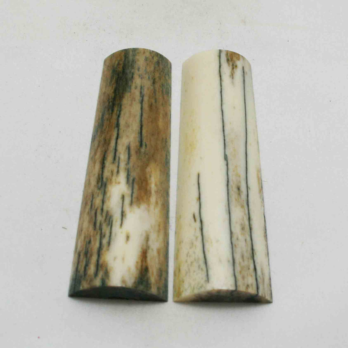 NB102NA151 Giraffe Bone Scales Size: 4.40" x 1.34" x 0.42" inch