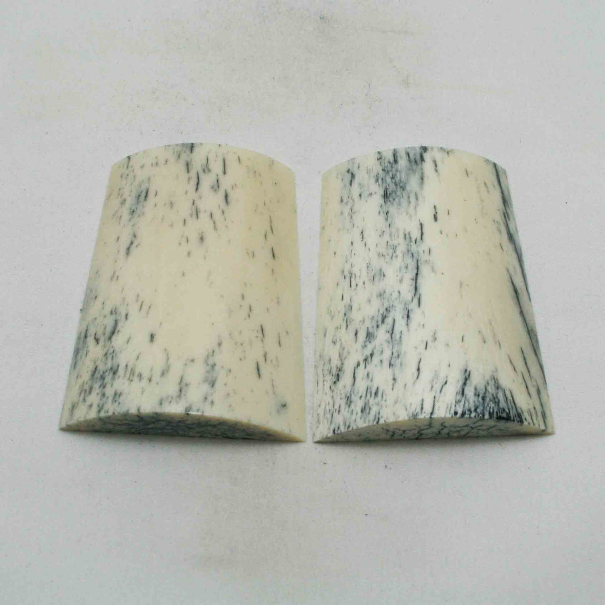 NB102NA167 Giraffe Bone Scales Size: 3.12" x 2.21" x 0.49" inch