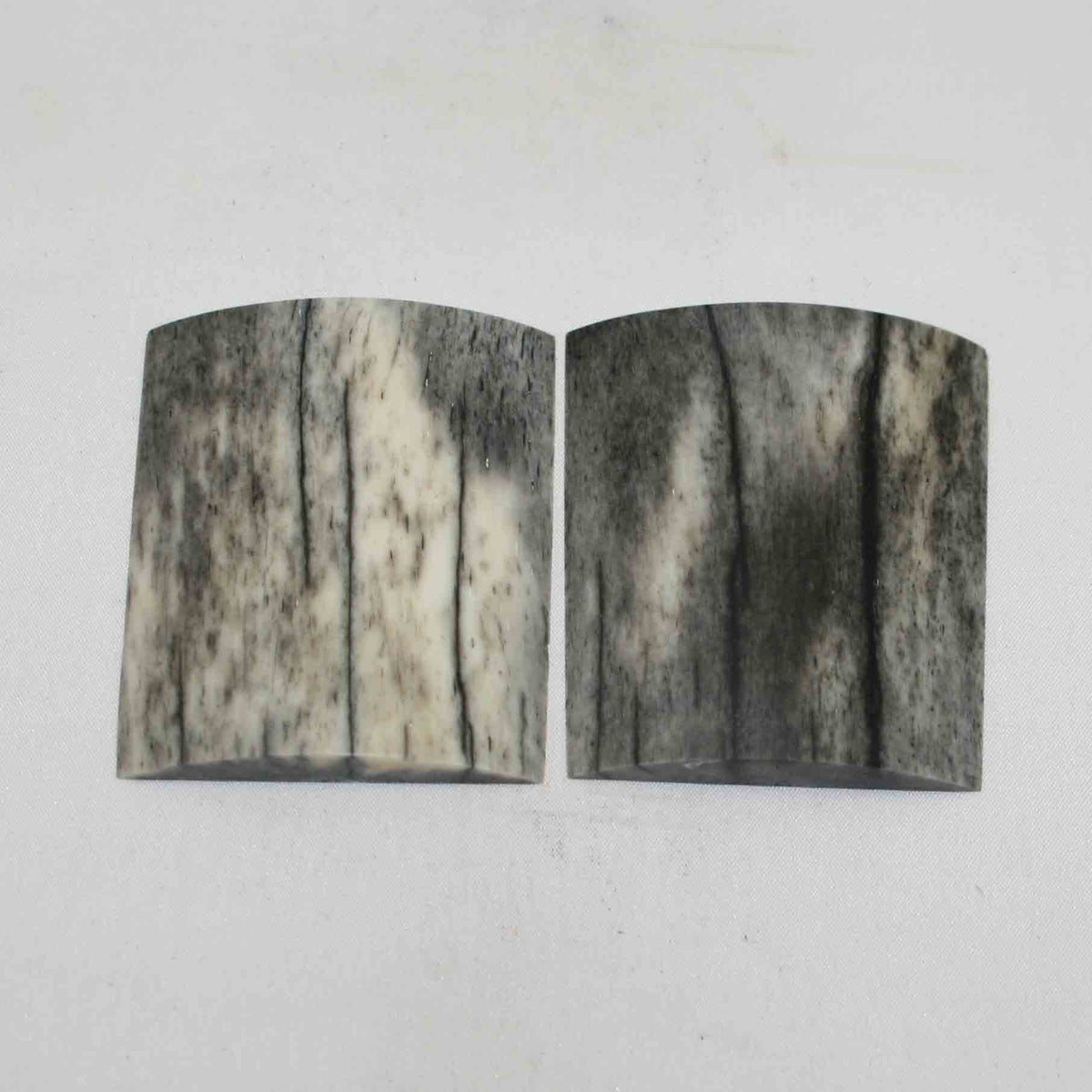 NB102NA173 Giraffe Bone Scales Size: 2.60" x 2.09" x 0.30" inch