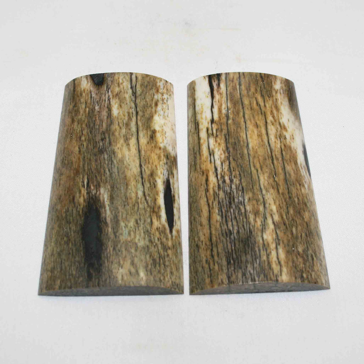 NB102NA177 Giraffe Bone Scales Size: 4.18" x 2.16" x 0.40" inch