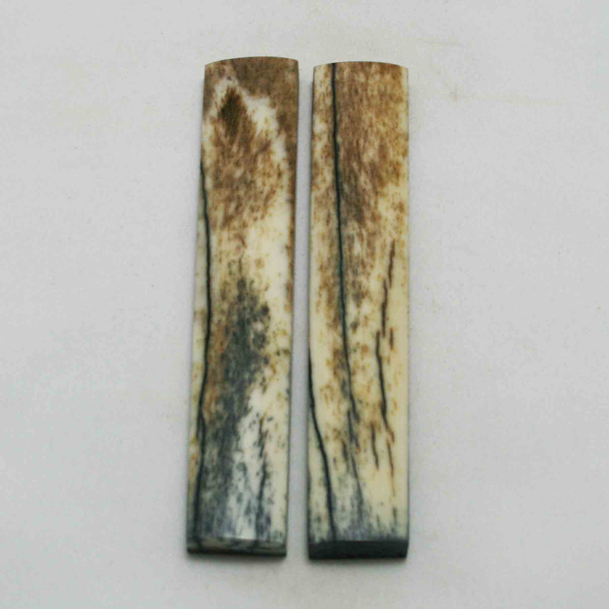 NB102NA17 Giraffe Bone Scales Size: 5.57" x 0.94" x 0.37" inch