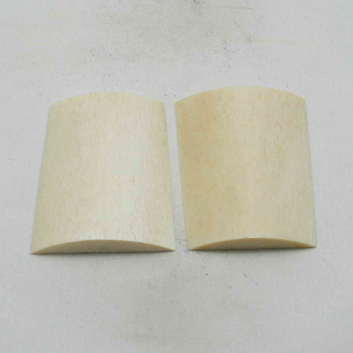 NB102NA186 Giraffe Bone Scales Size: 2.81" x 2.14" x 0.40" inch