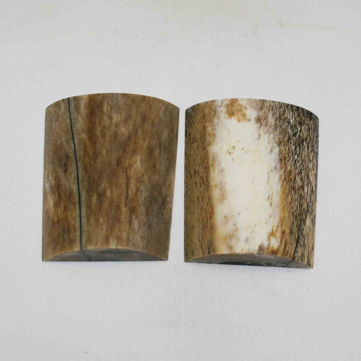 NB102NA212 Giraffe Bone Scales Size: 2.75" x 2.01" x 0.41" inch