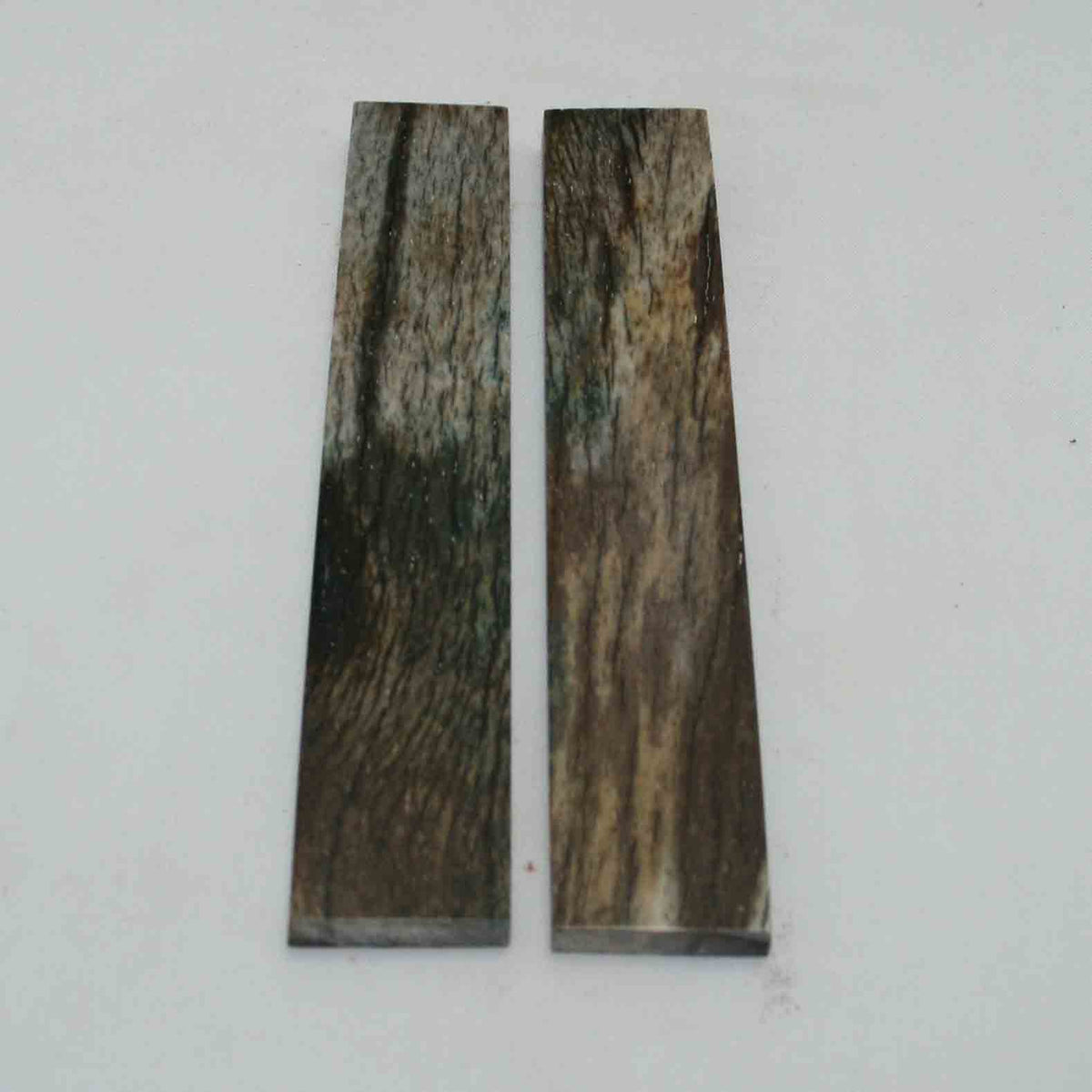 NB103GS100 Giraffe Bone Scales