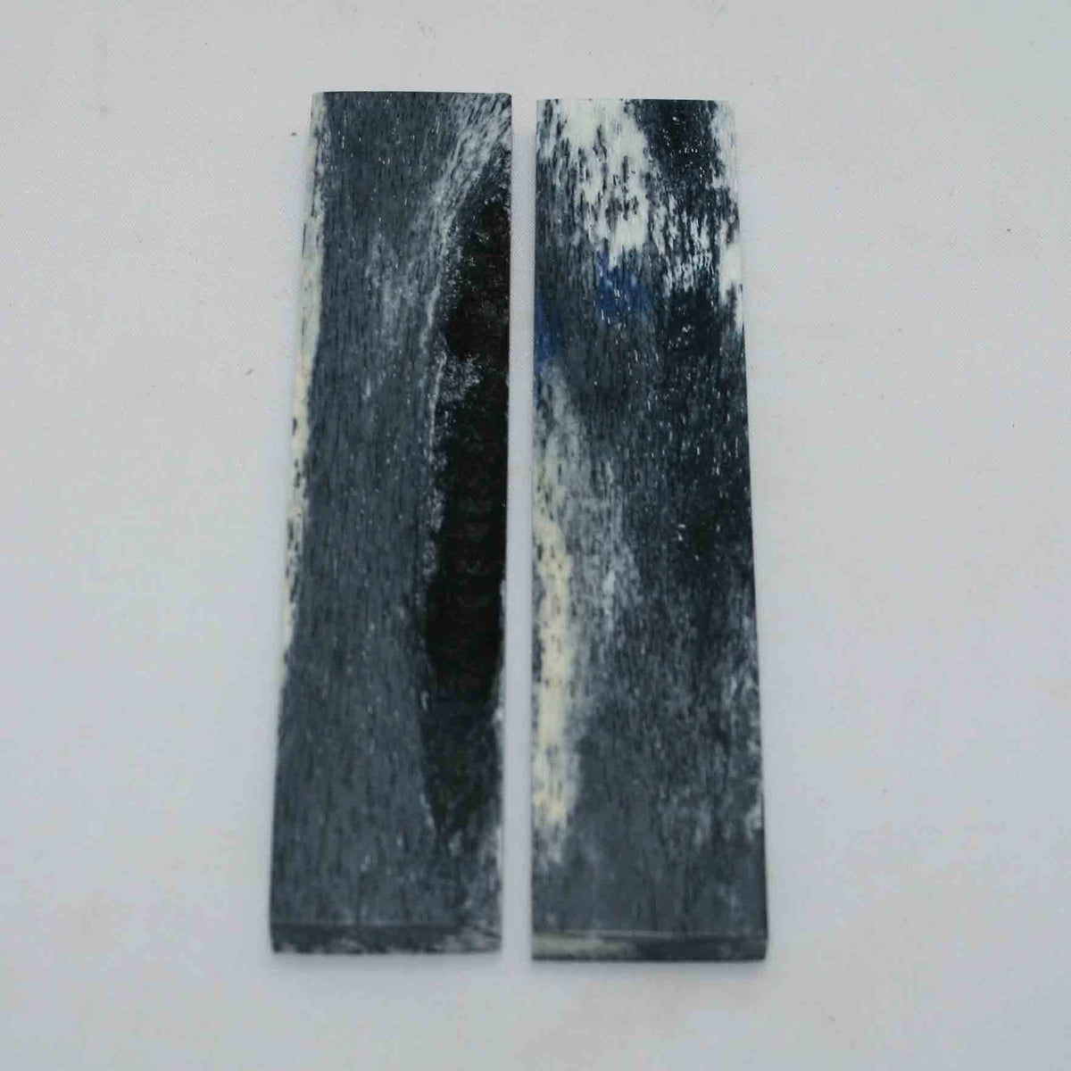 NB103GS16 Giraffe Bone Scales